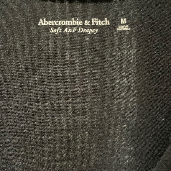 🌟(2 for $36) Abercrombie & Fitch V-Neck Tees | Soft A&F Drapey T-Shirt | Size M - Picture 5 of 13